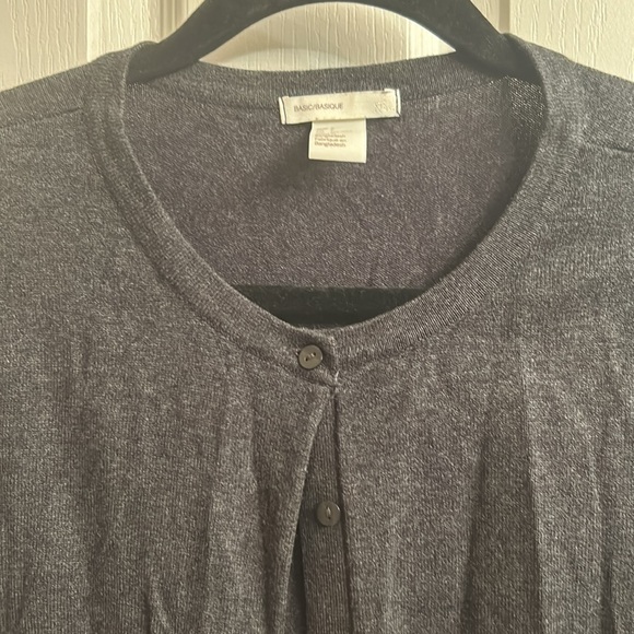 Basic Cardigan 9-2 - Picture 2 of 3